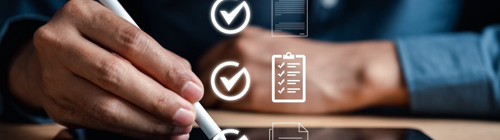Document Management System, online documentation database and process automation to efficiently manage files, knowledge and documentation in enterprise with ERP. Corporate business technology, DMS