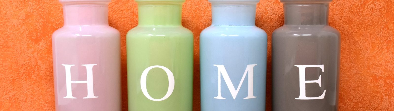 How to Save Money and Find Your Couple Style When Decorating Your First Home Together